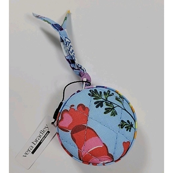 Vera Bradley NWT 60" Retractable Tape Measure SEAFOOD BOIL, NWT - Picture 2 of 5